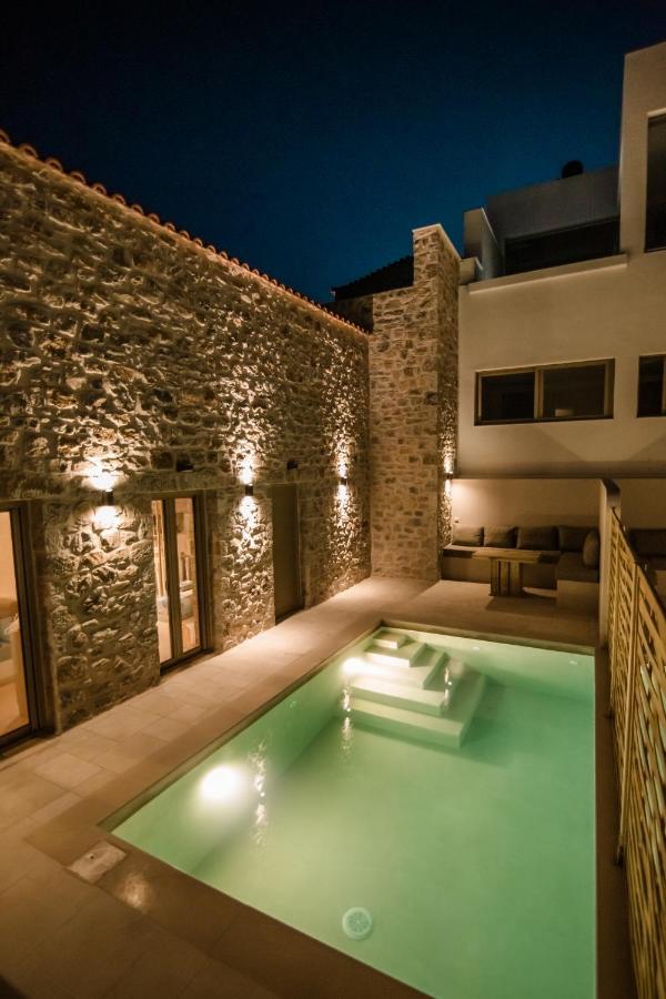 Mani Luxury Suites And Studios In Gytheio With Private Pools Exteriör bild