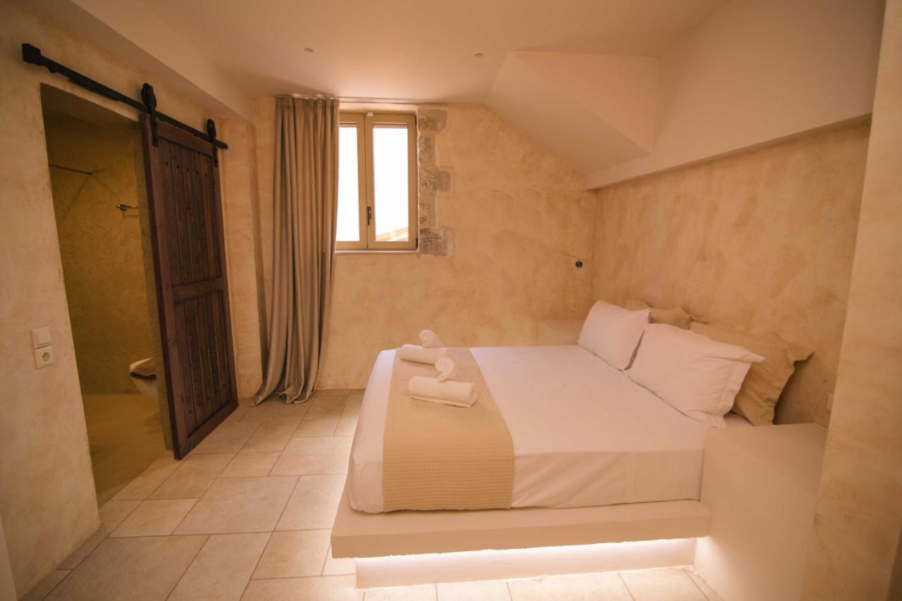Mani Luxury Suites And Studios In Gytheio With Private Pools Exteriör bild