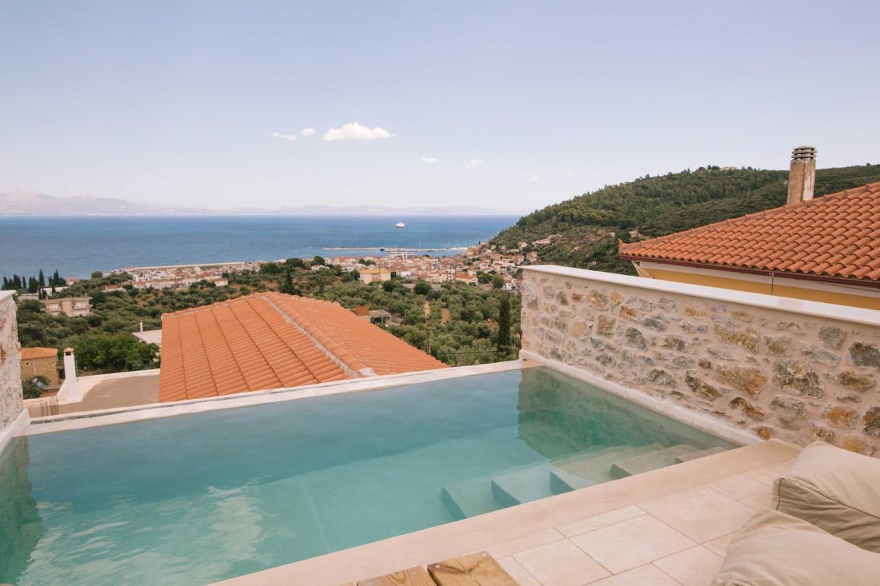 Mani Luxury Suites And Studios In Gytheio With Private Pools Exteriör bild