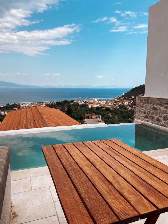 Mani Luxury Suites And Studios In Gytheio With Private Pools Exteriör bild
