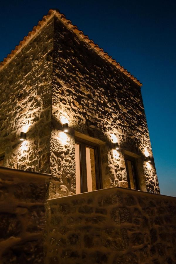 Mani Luxury Suites And Studios In Gytheio With Private Pools Exteriör bild