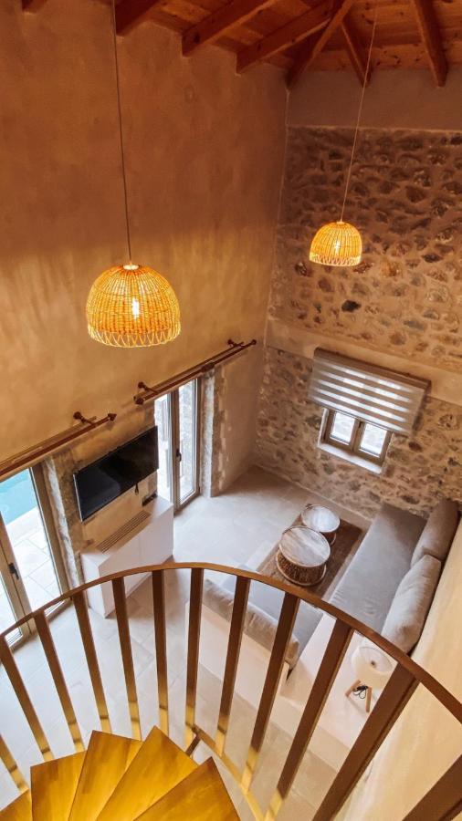 Mani Luxury Suites And Studios In Gytheio With Private Pools Exteriör bild